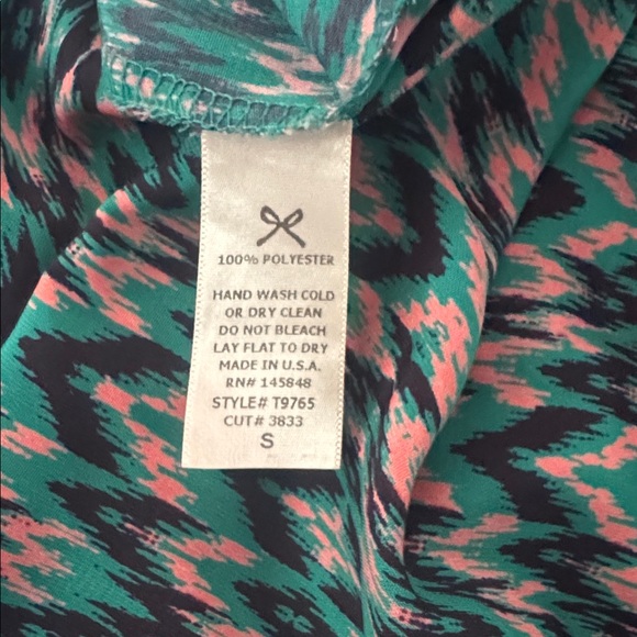 Everly Teal and Pink Patterned Top - Picture 5 of 5